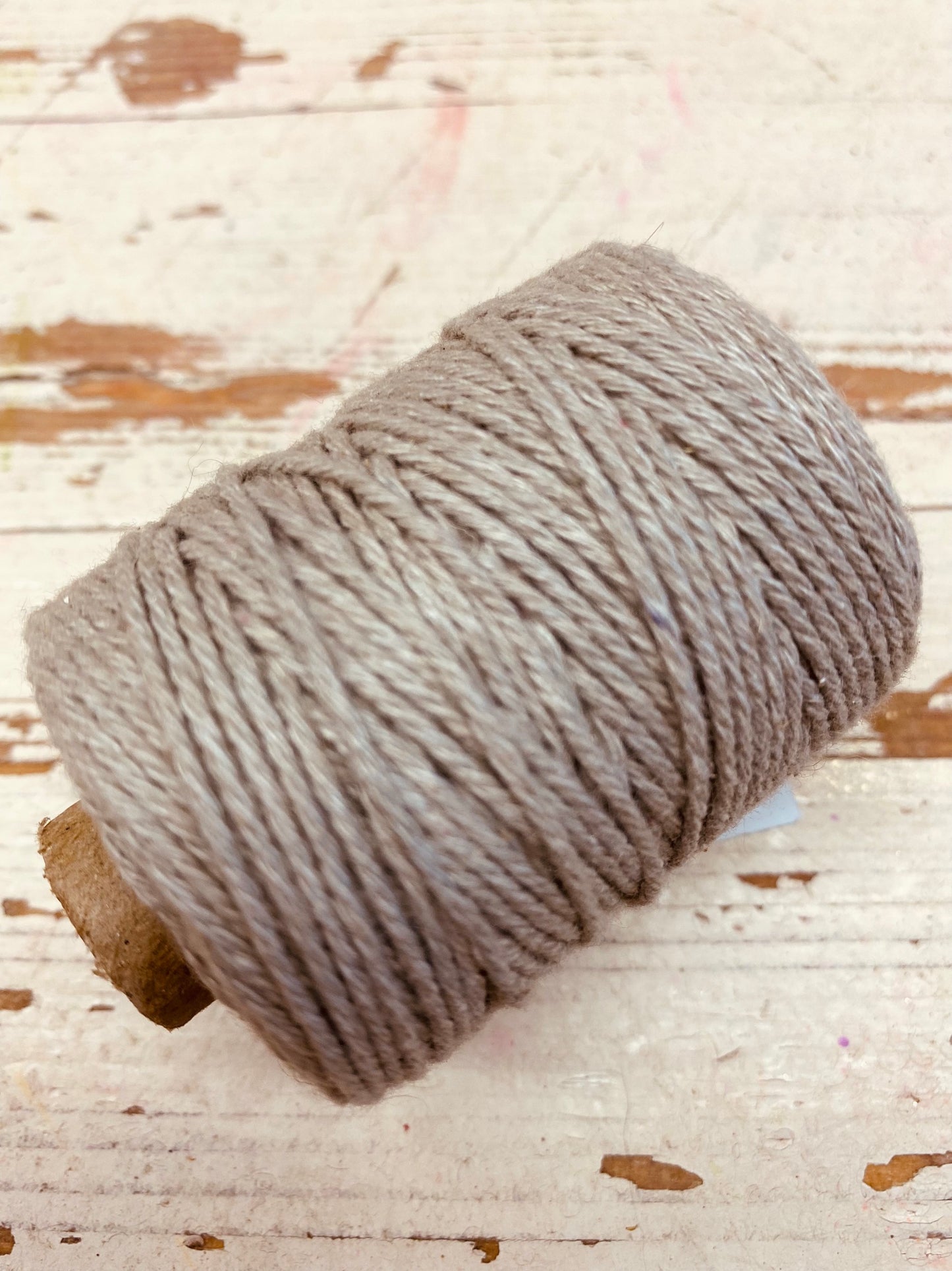 katoen Wol 2mm dik x L50m, taupe, per rolletje