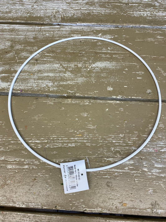 ring wit metaal, ijzeren ring doorsnee 30cm, per stuk