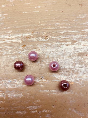 Parels, twee tinten roze  per 5 stuks