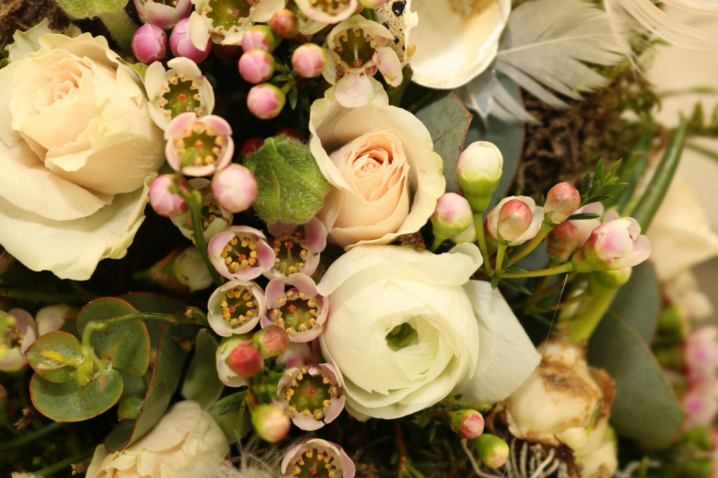 <video>Bloemrijk paasei in voorjaarsbloei