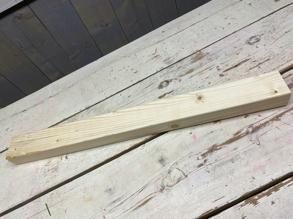 houten balk, 70cm lang, per stuk