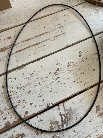 Ei frame, zwart metaal, H58cm, per stuk