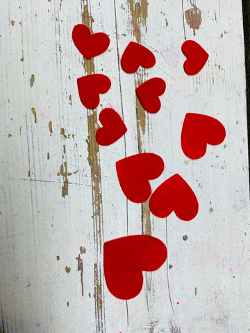 Hartje, vilt rood, per 10 stuks, Ass. van 2,5 tot 5cm