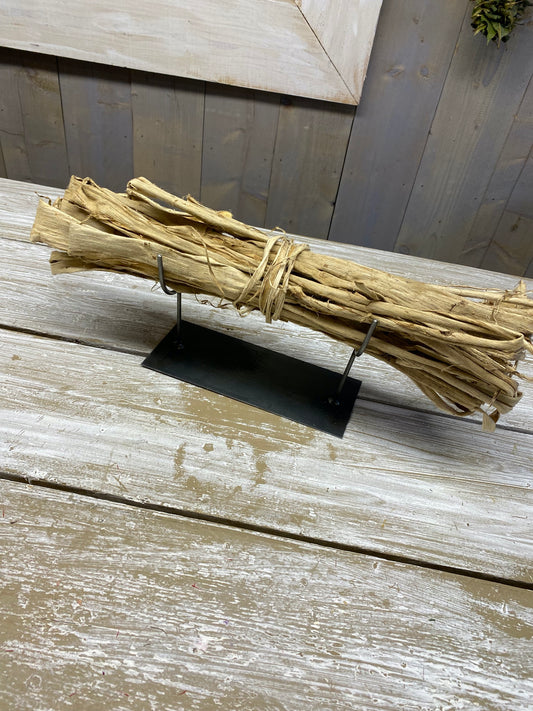 IJzeren standaard met Moerbei schors, per stuk, onbewerkt, L50cm, H20cm