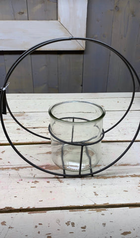 Dubbele ijzeren Ring, met glazen vaasje, D12cm, H13cm